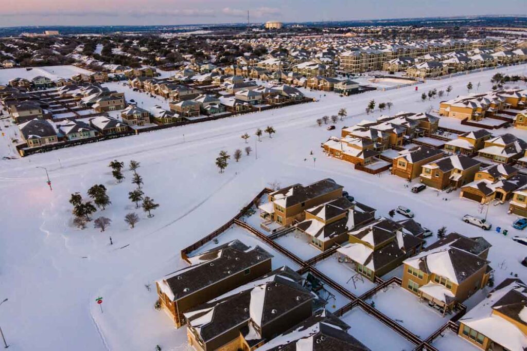 Texas Might See Another Winter Storm Says 2022 Farmers Almanac